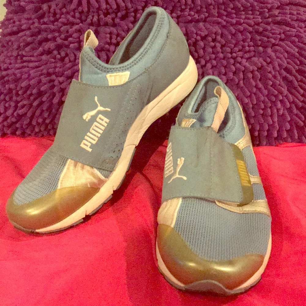 Puma women’s casual sneakers